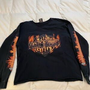 Harley Davidson long sleeve size Medium
